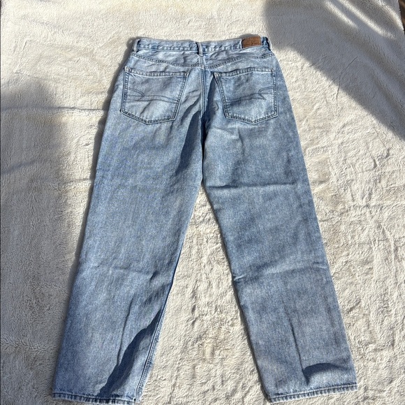American Eagle 905 Boyfriend Jeans – Size 6 | High Rise | Light Wash | Casual - Picture 6 of 8